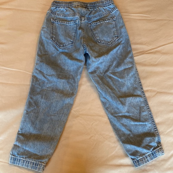 Gap jeans size small and 5 bundle. Great condition. - Picture 9 of 9